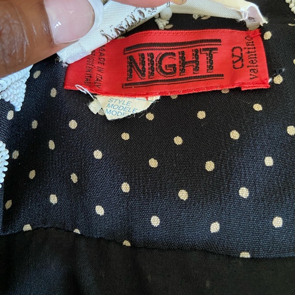 RARE BEADED VINTAGE VALENTINO DRESS - Picture 6 of 7